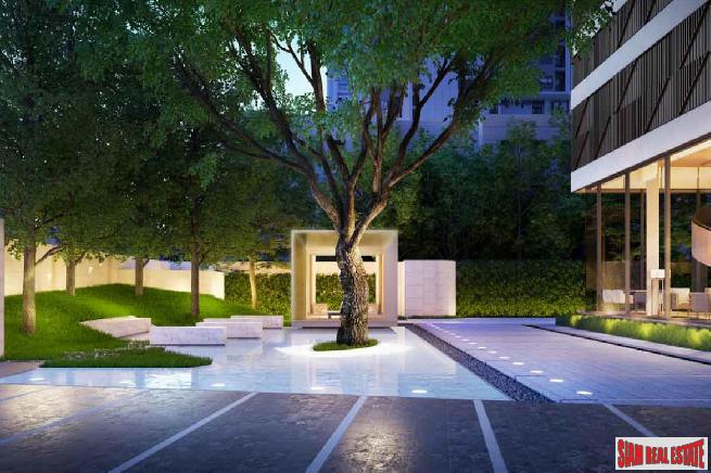 Luxury New Condo Nearing Completion by Japanese and Thai Developers Located between Thong Lor and Ekkamai - One Bed Units - Free Full Furniture or Cash Discount!-5