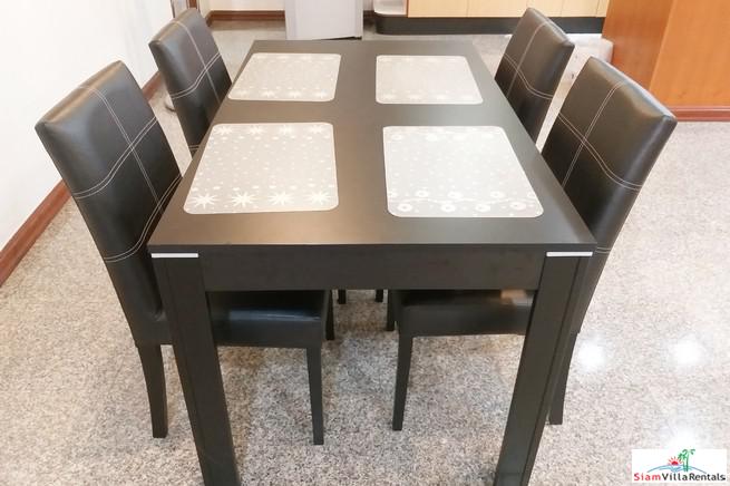 Baan Suan Petch | Roomy Two Bedroom Condo Good for Small Family in Phrom Phong-7