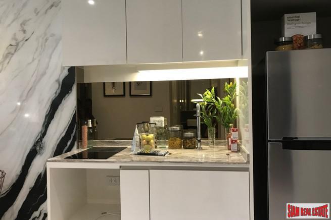 Deluxe Two Bedroom Condos in New Low Rise Development, Asok -10% Discount and 5% Rental Guarantee for 3 Years!-21