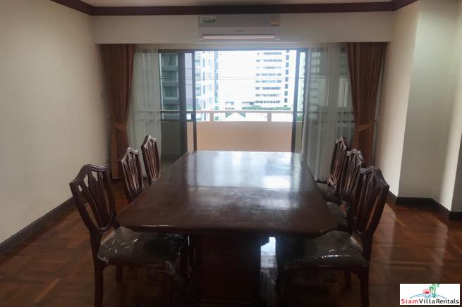 Rishi Court | Spacious 3 Bedroom, 3 Bath Apartment in Convenient Location Between Asoke & Nana BTS