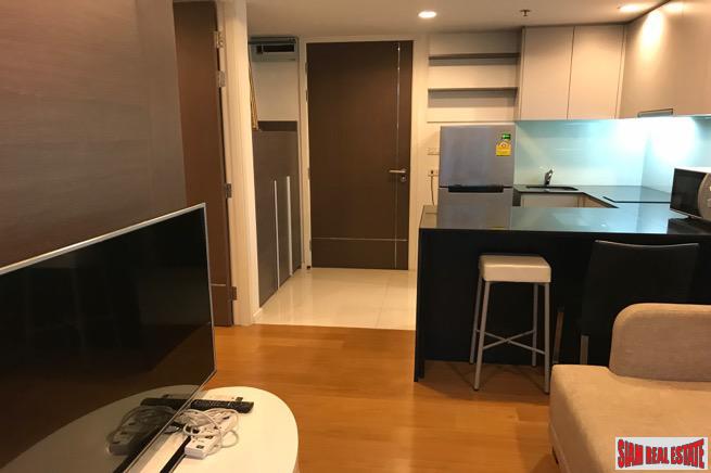 15 Sukhumvit Residences | Comfortable One Bedroom Condo with Pool Views and Great Facilities in Nana-9