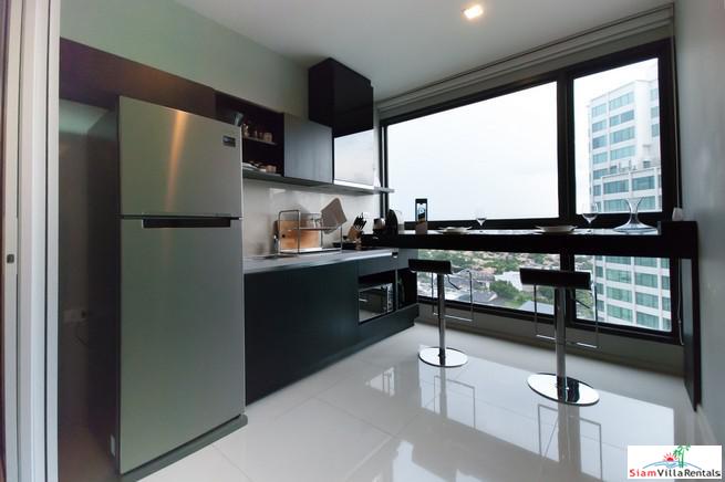 Rhythm Sukhumvit 44/1 | Spectacular City Views from this One Bedroom Condo in Phra Khanong