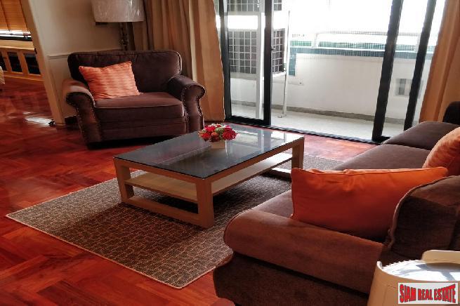Las Colinas | Exceptional 2 Bed Condo at Asoke, only 150 metres to BTS/MRT-28