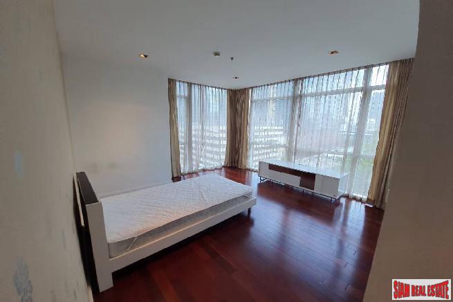 Athenee Residence | Spectacular City Views from this Three Bedroom Corner Condo in Phloen Chit-12