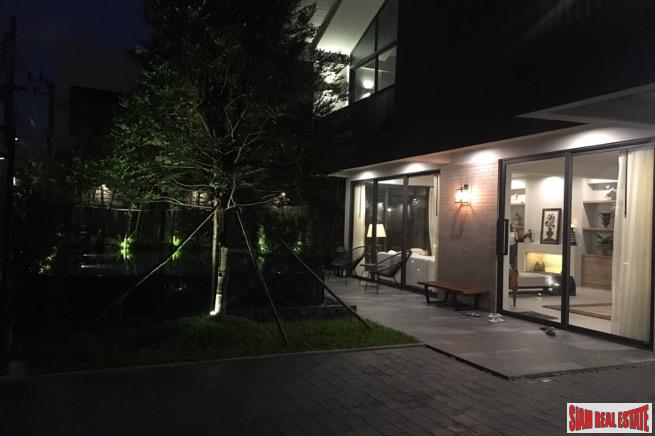 Elegant and Private Two Storey Home with Swimming Pool in Phra Khanong-28