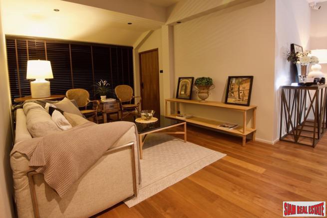 Elegant and Private Two Storey Home with Swimming Pool in Phra Khanong-4