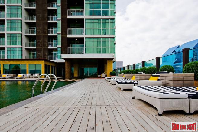 Urbana Sathorn | Sweeping City Views from this Two Bedroom Condo in Lumphini-2