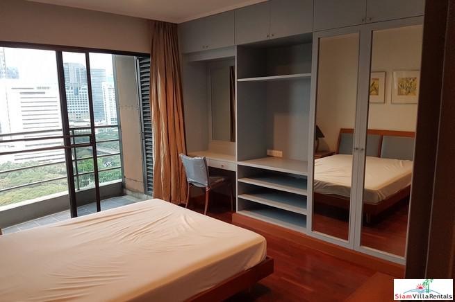 Baan Somthavil | Spacious Two Bedroom with Views of Lumpini Park and Royal Bangkok Sport Club in Ratchadamri-11