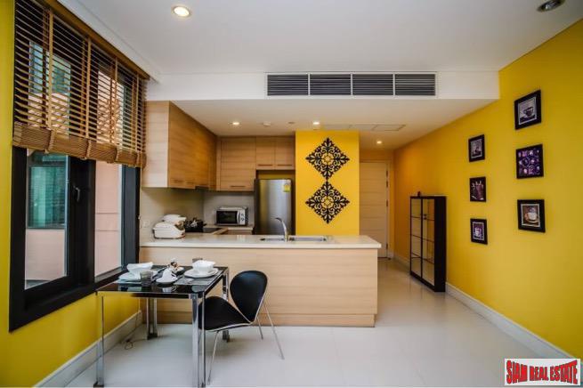 Aguston Sukhumvit 22 | Dynamic Deluxe Two Bedroom Condo with Extras in Phrom Phong-2