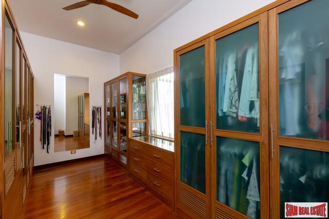 Beautiful and Spacious Hillside Home with Pool Overlooking Loch Palm Golf Course-11