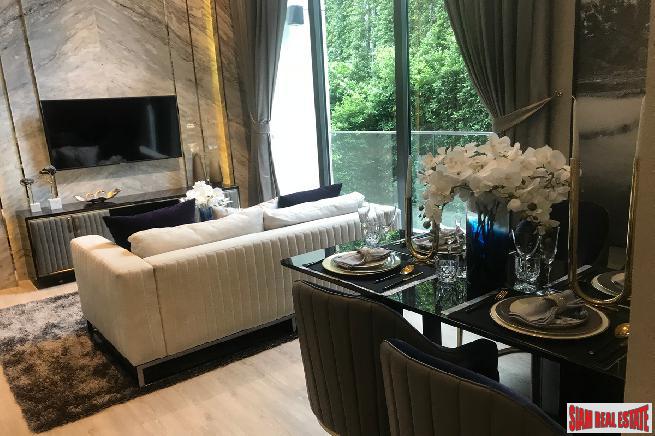 Prestige-Luxury High-Rise Condo by Leading Thai Developers at Siam next to BTS Ratchathewi - Three Beds-17