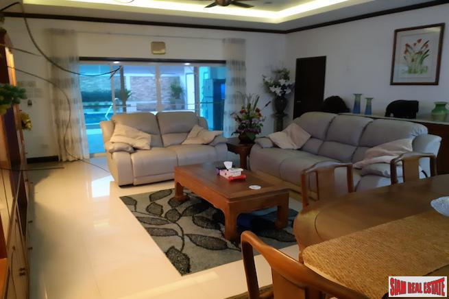 Large 3+ Bedroom House with Private Pool for Sale in a Quiet Area of Kamala