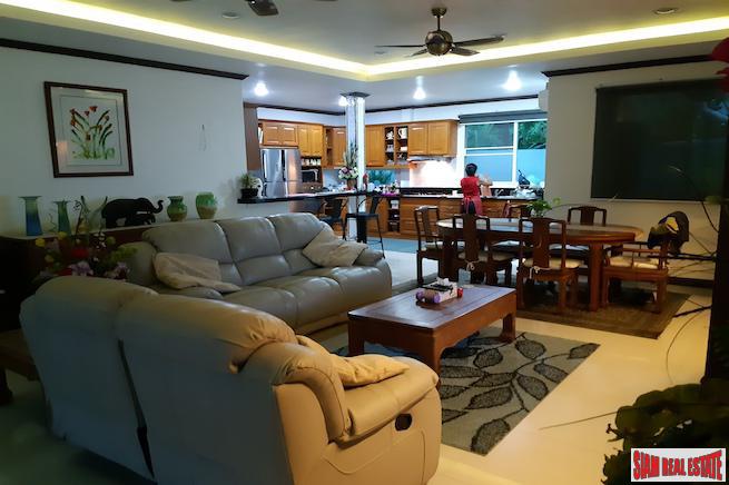 Large 3+ Bedroom House with Private Pool for Sale in a Quiet Area of Kamala