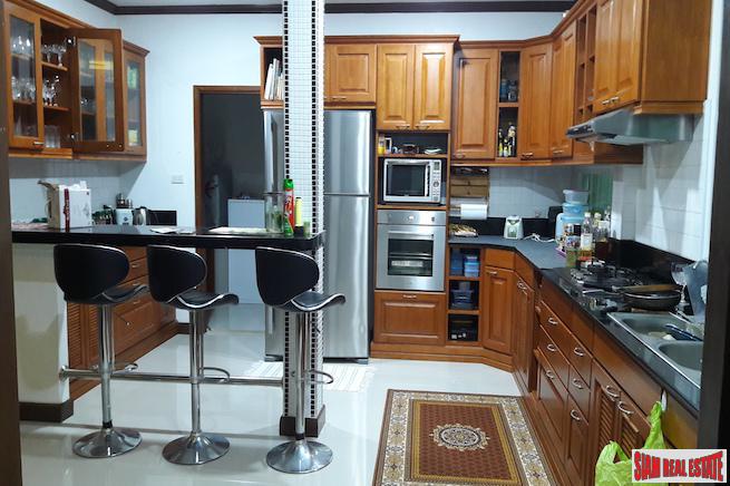 Large 3+ Bedroom House with Private Pool for Sale in a Quiet Area of Kamala