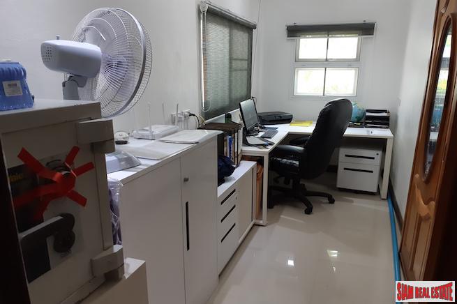 Large 3+ Bedroom House with Private Pool for Sale in a Quiet Area of Kamala