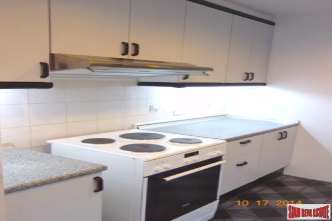 Waterford Park Sukhumvit 53 | Extra Large Two Bedroom Condo with Easy Access to Thong Lo Road-9