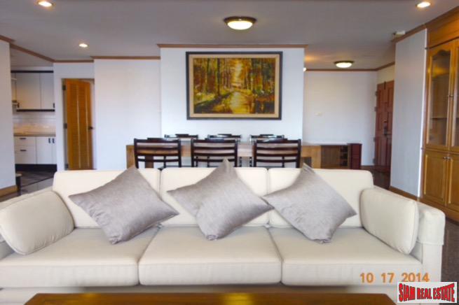 Waterford Park Sukhumvit 53 | Extra Large Two Bedroom Condo with Easy Access to Thong Lo Road-1