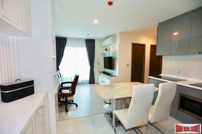 Rhythm Rangnam | Modern Two Bedroom Condo Walking Distance to Victory Monument-16