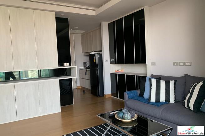 The Lumpini 24 | Elegant Two Bedroom Condo for Rent with City Views in Phrom Phong-16