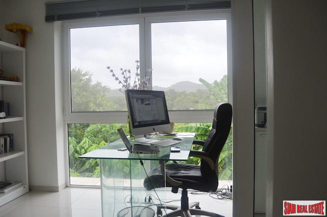 Stylish Two Storey Modern House with Pool near Golf Course in Kathu-11