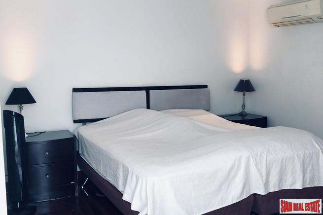 Urbana Sukhumvit 15 | Bright and Quiet Newly Renovated Two Bedroom Condo for Sale in Asok-15