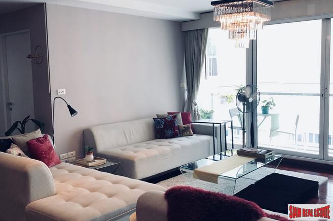 Urbana Sukhumvit 15 | Bright and Quiet Newly Renovated Two Bedroom Condo for Sale in Asok-1