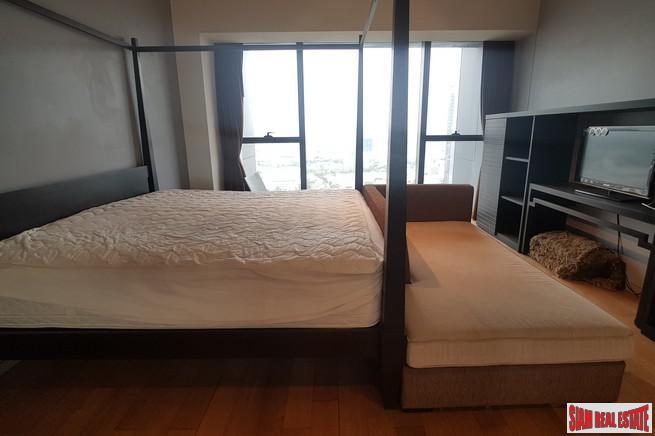 The Met | Elegant Three Bedroom Condo with Sweeping Panoramic Views in Chong Nonsi-4