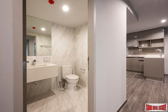 High Quality Newly Completed Low-Rise Condo at Ekkamai by Leading Thai Developer - 2 Bed Units- Up to 27% Discount!-25