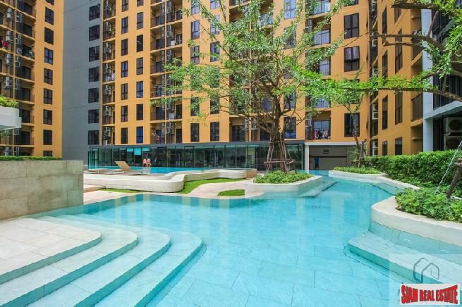 Newly Completed Ready to Move In Condos at Pinklao Station, Bang Phlat with Guaranteed Rental Returns!-17