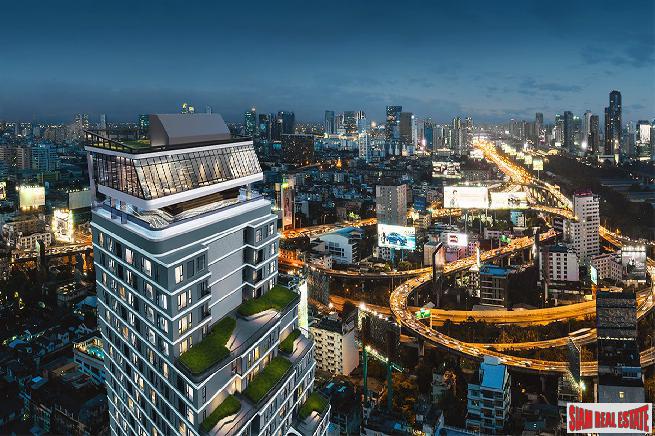 Just Completed Luxury High-Rise Condo with 360 Roof Pool at Victory Monument, Phaya Thai - Two Bed Units-0
