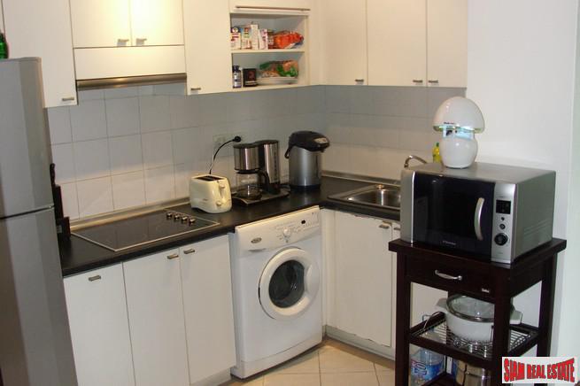 Baan Siri Sukhumvit 13 | Extra Spacious Three Bedroom Condo in Secure Nana Low Rise-5