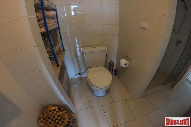 Apple Condo | Large 1 Bed Condo for Sale in Low-Rise Building with Serene Surroundings at Sukhumvit 107, BTS Bearing