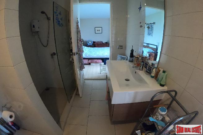 Apple Condo | Large 1 Bed Condo for Sale in Low-Rise Building with Serene Surroundings at Sukhumvit 107, BTS Bearing