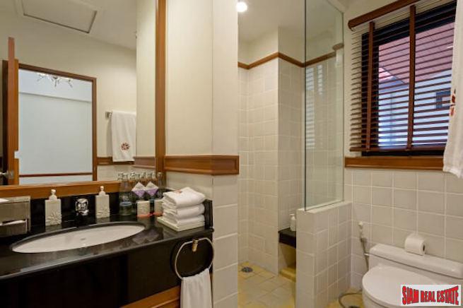 Laguna Townhomes | Fantastic Four Bedroom Townhome with Private Pool & Golf Views for Sale