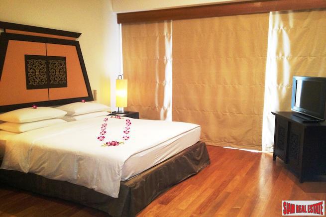 Laguna Village Townhomes | Garden and Lagoon Views from this Lovely Three Bedroom Townhome-1