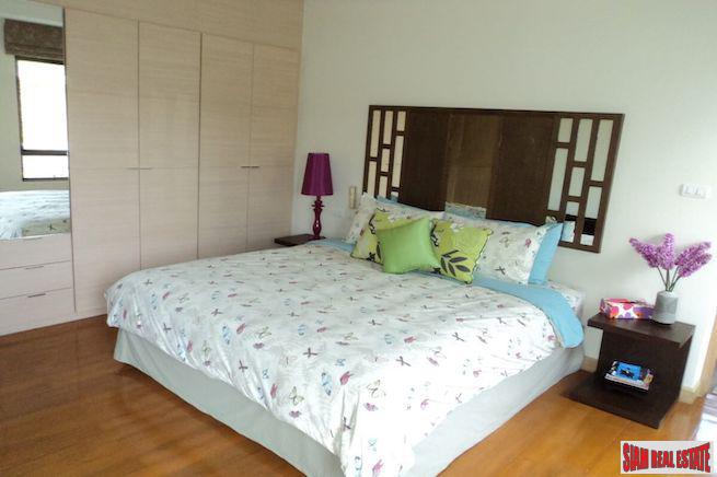 Laguna Village Townhomes | Extra Spacious Three Bedroom with Large Private Pool and Lagoon Views-2