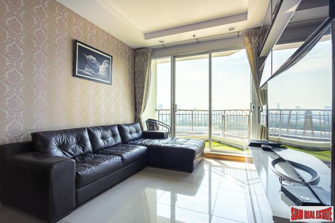 Supalai Wellington | Large 2 Bed Condo on 15th floor with Balcony at Huai Khwang-7