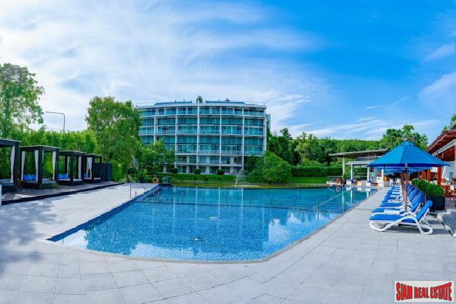 The Lofts at Laguna Village | Large and Cheerful One Bedroom Condo with Pool View for Sale-0