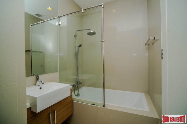 Noble Reveal | Two Bedroom Ekkamai Condo for Sale on High Floor with 270 Degree View of the City-11