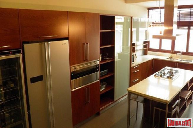Natural Place | Extra Large Three Bedroom Family-Style House for Sale in Secure Phrom Phong Compound-2