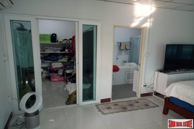 Large 5 Bed House with Private Pool near Golf Course and 5 minutes to Motorway Highway 9 at Bueng Kum - 13% Discount!-19