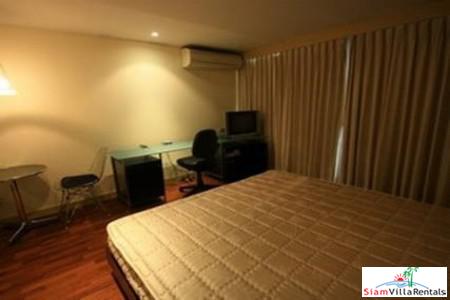 Raintree Villa | Studio Condo for Sale in Tropical Surroundings at Sukhumvit 53, Thong Lor-6