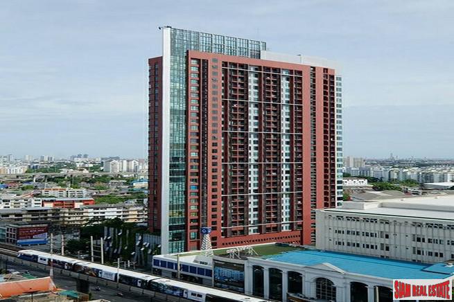 WYNE Sukhumvit | One Bedroom for Sale with Nice City and Pool Views in Phra Khanong-0