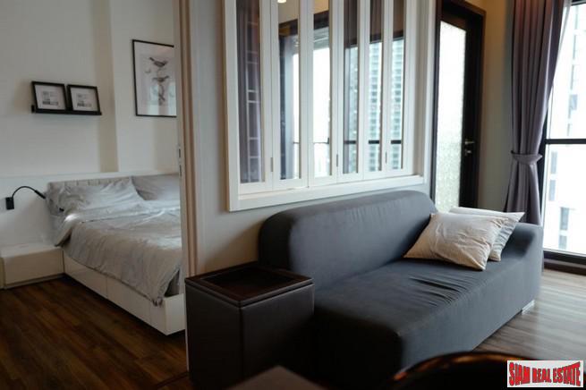 WYNE Sukhumvit | One Bedroom for Sale with Nice City and Pool Views in Phra Khanong-11