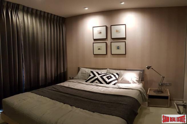 Rhythm Sukhumvit 36 | Comfortable One Bedroom Thong Lo Condo for Sale with City & Pool Views-12