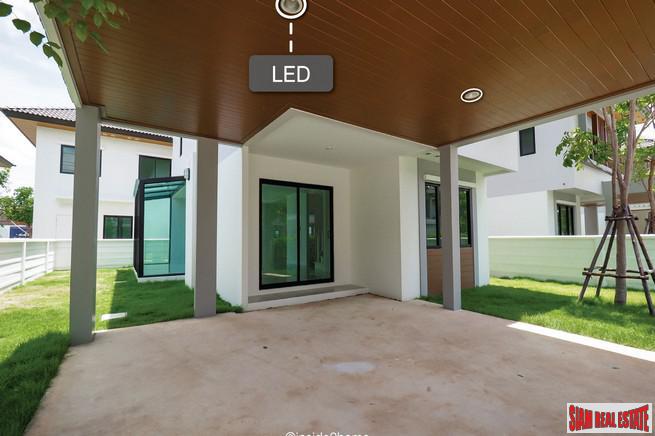 New Development Modern Smart Homes in Construction in a Secure Estate with Excellent Facilities, close to Mega Bangna, Bang Phli-19
