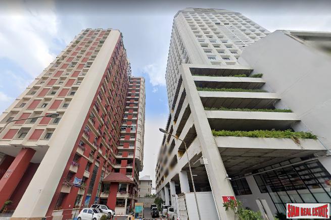 Country Complex Tower B BTS Bangna | 260 sqm 11th Floor Renovated 5 Units Combined Condo on Bangna Intersection