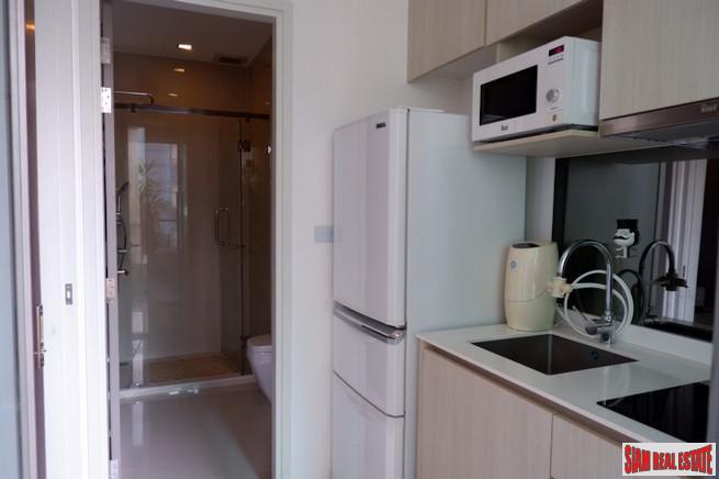Q Asoke | Cozy Rare Studio Unit for Sale with Pool & City Views in Petchaburi-10