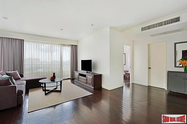 Condo One X Sukhumvit 26 | Bright and Spacious One Bedroom Close to BTS Phrom Phong-19