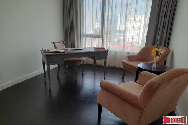 Condo One X Sukhumvit 26 | Bright and Spacious One Bedroom Close to BTS Phrom Phong-22
